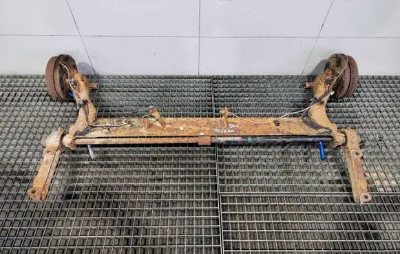 Renault Megane I Rear axle beam 
