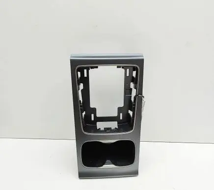 BYD Atto 3 Cup holder SC2E5305040 1547174700