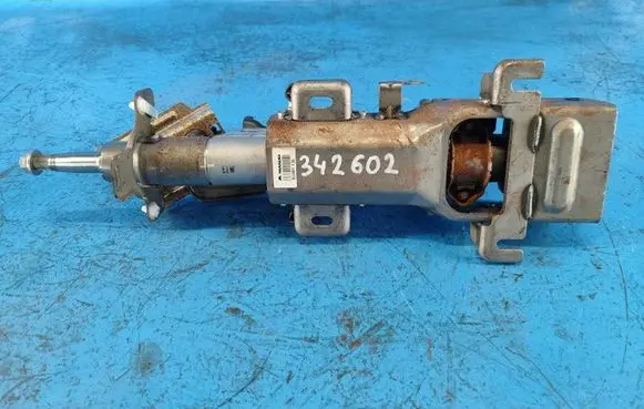 Suzuki Kizashi Steering wheel axle 4820057L50