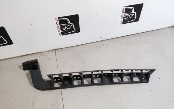 Skoda Octavia Mk3 (5E) Rear bumper mounting bracket 5E9807863