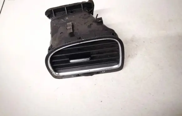 Volkswagen Golf VI Dash center air vent grill 5k0819709 5k0819703k