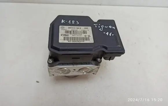 Volkswagen Tiguan ABS Pump 5N0614109Q