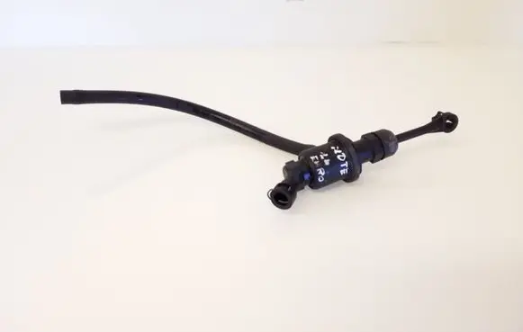 Nissan Note (E11) Clutch master cylinder 9770611 30610AX715
