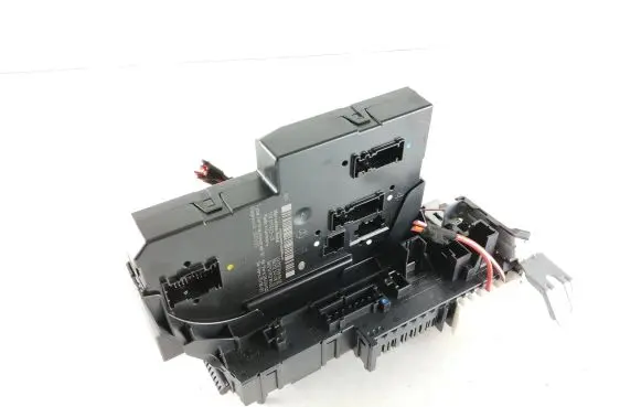 Mercedes-Benz CLS C218 X218 Fuse module 2129060605 2125452832 2129028502