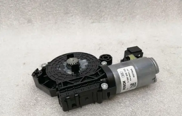 Mercedes-Benz C W205 Sunroof motor/actuator A1769063700