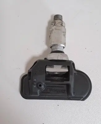 Mercedes-Benz E W212 Tire pressure sensor A0009050030