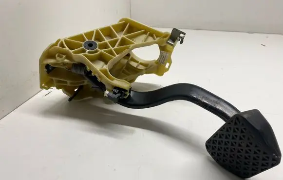 BMW 5 E60 E61 Brake pedal 14416710 6759944