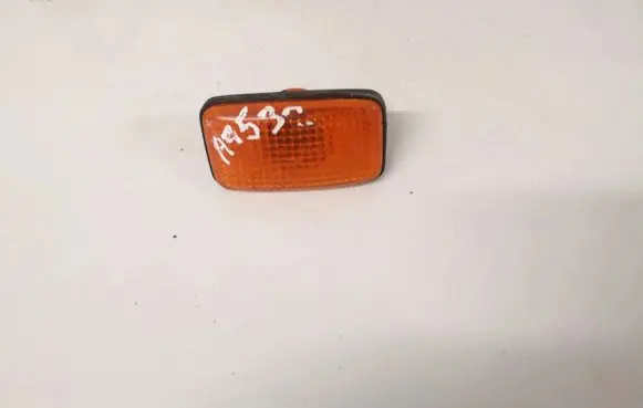 Nissan X-Trail T30 Front fender indicator light 013192