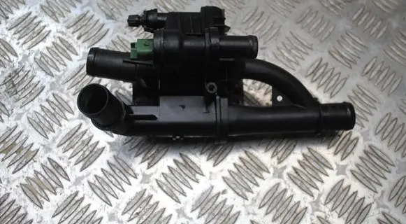 Citroen C5 Thermostat housing 9660660380