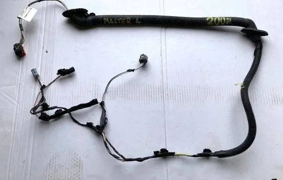 Opel Movano C Rear door wiring loom 240514114R