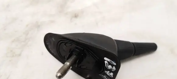 Mitsubishi Space Star Radio antenna 