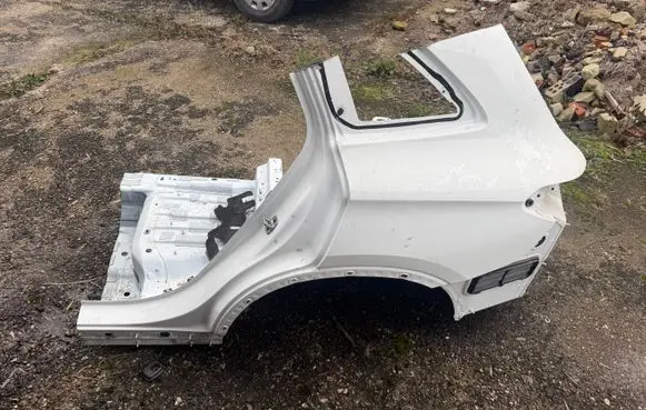Rear quarter panel