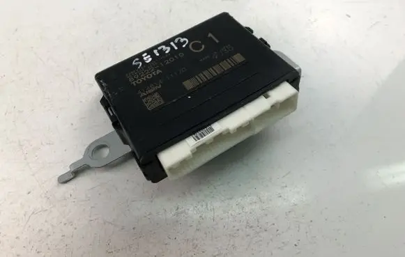 Toyota Corolla E120 E130 Other control units/modules 8922212010