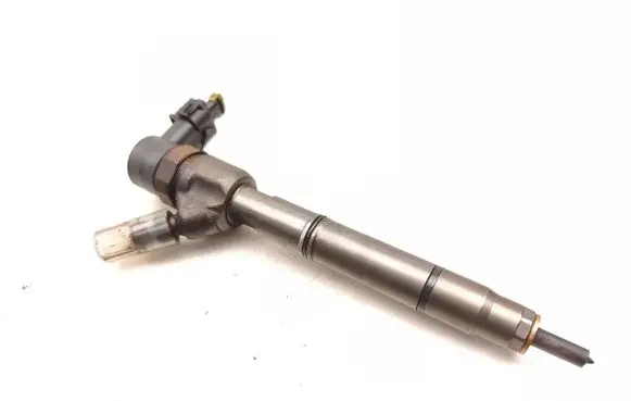 KIA Sportage Fuel injector 338002A800 0445110411