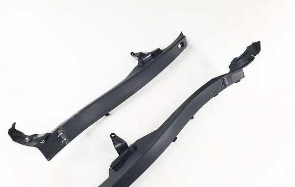 Mercedes-Benz C W205 Foot area side trim 