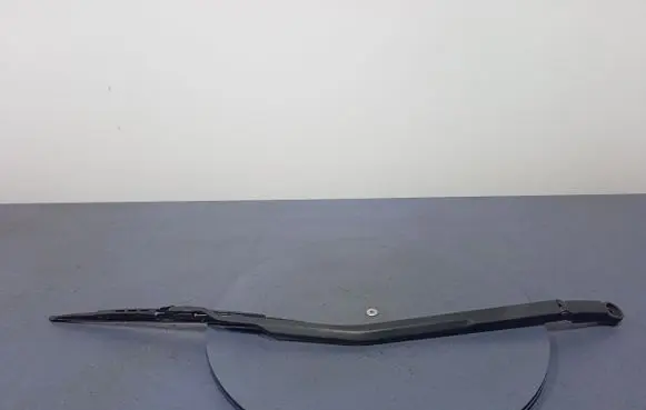 Nissan Primera Front wiper blade arm 80008637