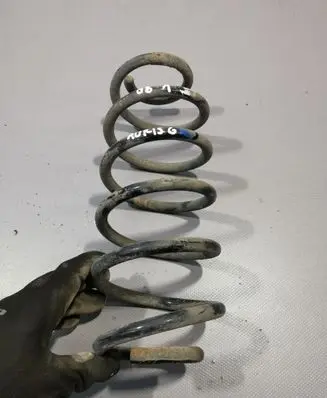 Toyota Auris 150 Rear coil spring