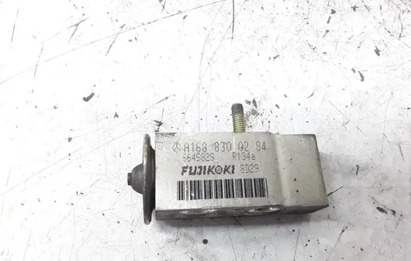 Mercedes-Benz Vaneo W414 Air conditioning (A/C) expansion valve A1688300284