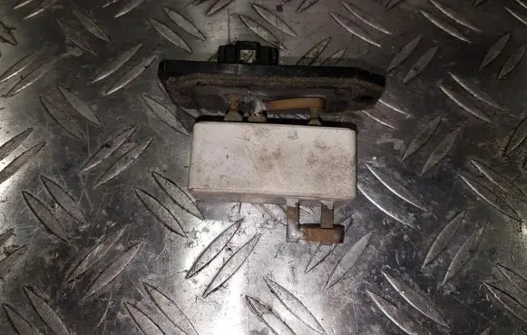 Heater blower motor/fan resistor
