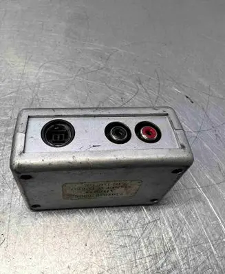 Honda Civic AUX in-socket connector 610102010406