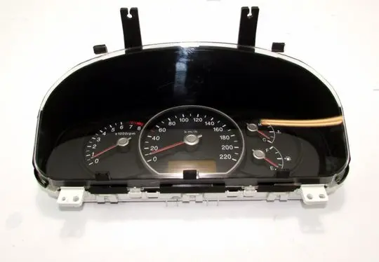 KIA Carens II Speedometer (instrument cluster) 940031D711