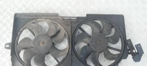 Opel Sintra Radiator cooling fan shroud