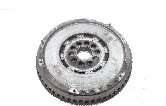 Volvo S60 Flywheel 30681137
