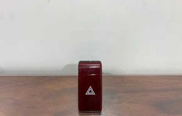 Subaru Forester SJ Hazard light switch 06019