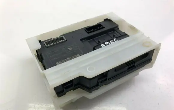 Renault Captur Other control units/modules 285904179R F956