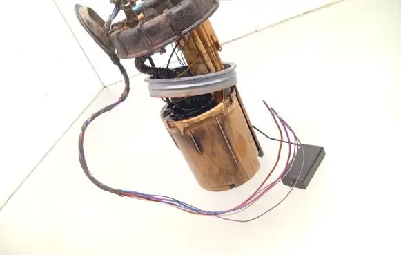 Volkswagen Touran I In-tank fuel pump 1T0919050A