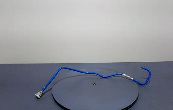 BMW 1 F40 Fuel line pipe 7300679