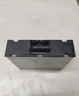 BMW X1 E84 Voltage converter/converter module 9253208 0370485097 8ES00947921