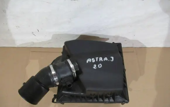 Opel Astra J Air filter box cover 