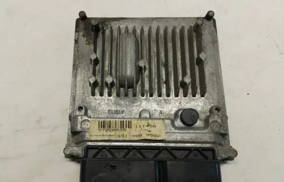 Mercedes-Benz CLA C117 X117 W117 Engine control unit/module a6519009502