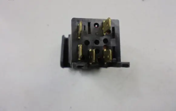 Citroen ZX Windscreen/window heater switch
