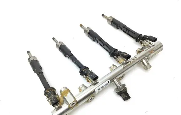 Nissan Qashqai J12 Fuel main line pipe A4204761000 2212522743 175207275R