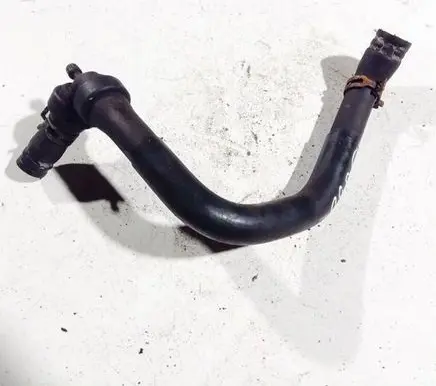 Renault Megane III Engine coolant pipe/hose