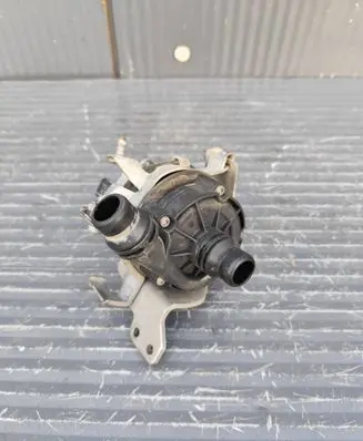Jeep Compass Water pump 52152074