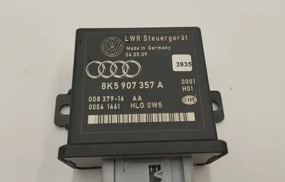 Audi A5 8T 8F Light module LCM 8K5907357A 00837916 00041461
