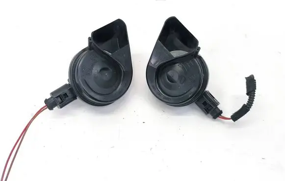 Audi Q5 SQ5 8R Horn signal 8T0951221 8T0951223