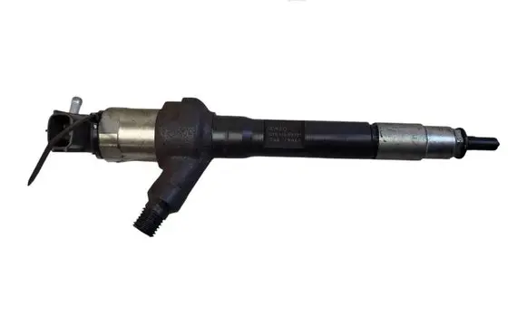Fuel injector