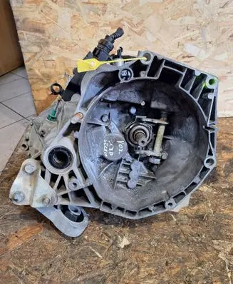 Lancia Ypsilon Manual 5 speed gearbox