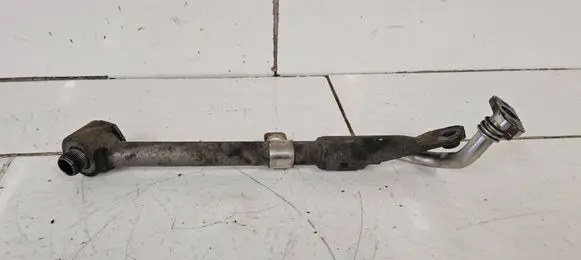 Volkswagen Touran II Turbo turbocharger oiling pipe/hose 03L145535D