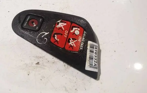 Peugeot 807 Passenger airbag on/off switch 1484416077