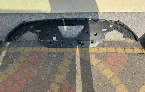 Land Rover Range Rover Velar Front bumper lip J8A217F775AA
