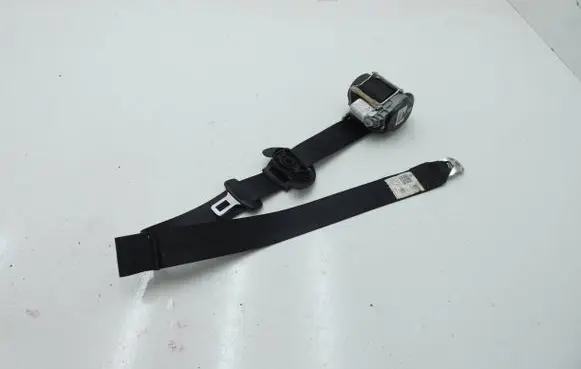 Volkswagen Golf V Front seatbelt 1K4857705AF