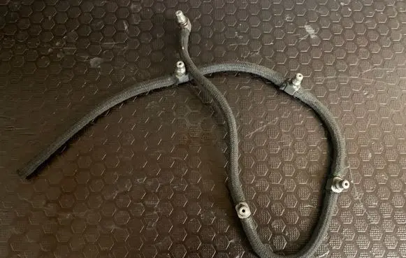 Volvo XC90 Fuel return line/hose A6460701132
