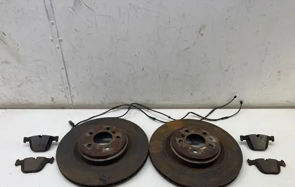 BMW 7 F01 F02 F03 F04 Rear brake disc 