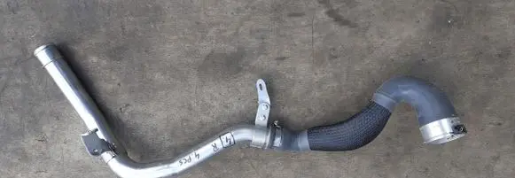 Renault Master III Intercooler hose/pipe 8201696115