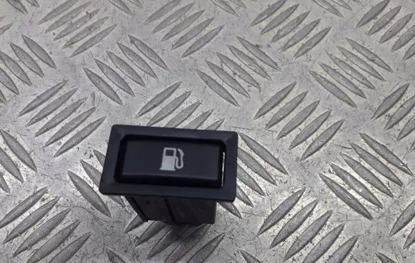Toyota Avensis T250 Fuel tank opening switch 156795